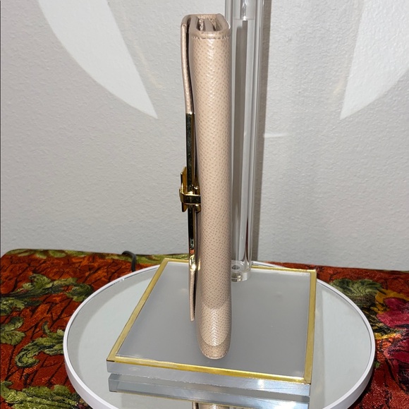 Salvatore Ferragamo Gancini Icona Continental Wallet - Picture 4 of 9